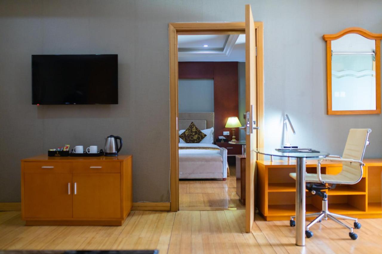 Hotel Sunshine エヌグ エクステリア 写真